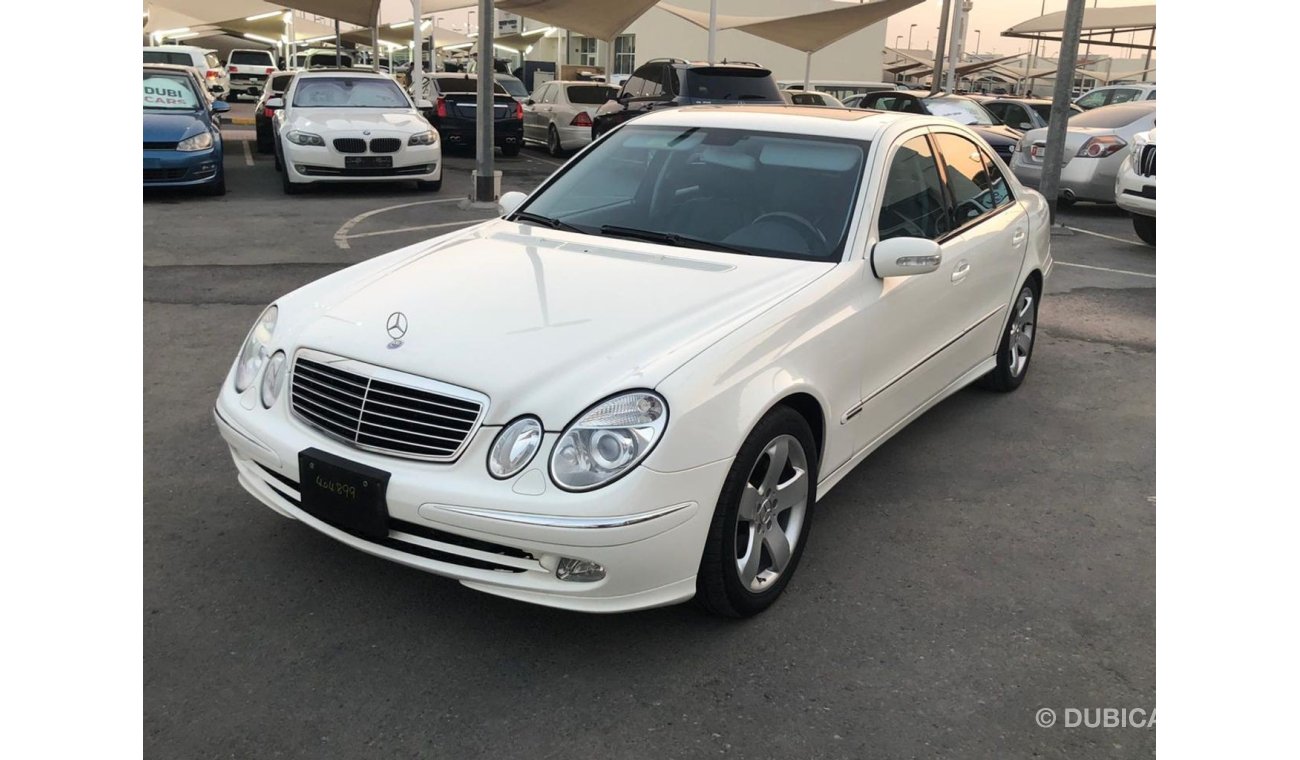 مرسيدس بنز E 500 موديل 2005 وارد اليابان حاله نظيفه جدا من الداخل والخارج فل مواصفات كراسي جلد ومثبت سرعه وتحكم كهربي