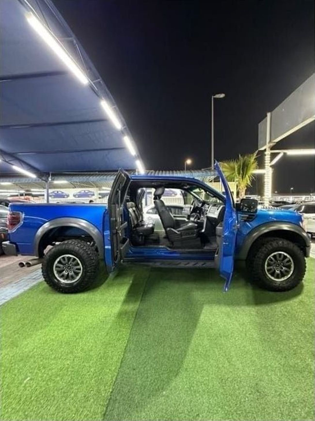 Ford F 150 Raptor Ford Raptor F150 2010 5.4 V8 pickup F150 in good condition leather interior sunroof 4wd climate cont