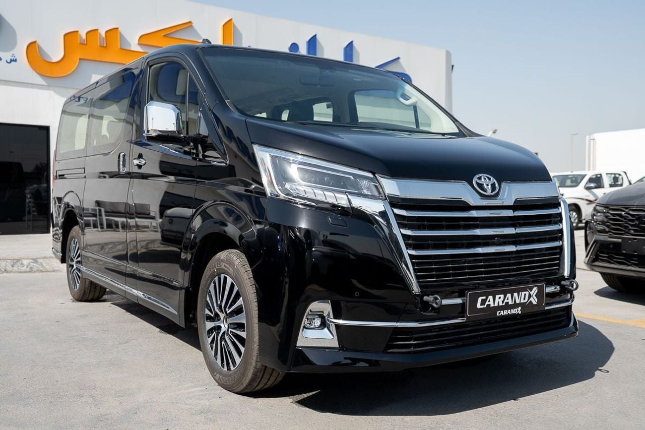 تويوتا جرافينا Premium 6 seater Diesel 2.8L Automatic Transmission 2025