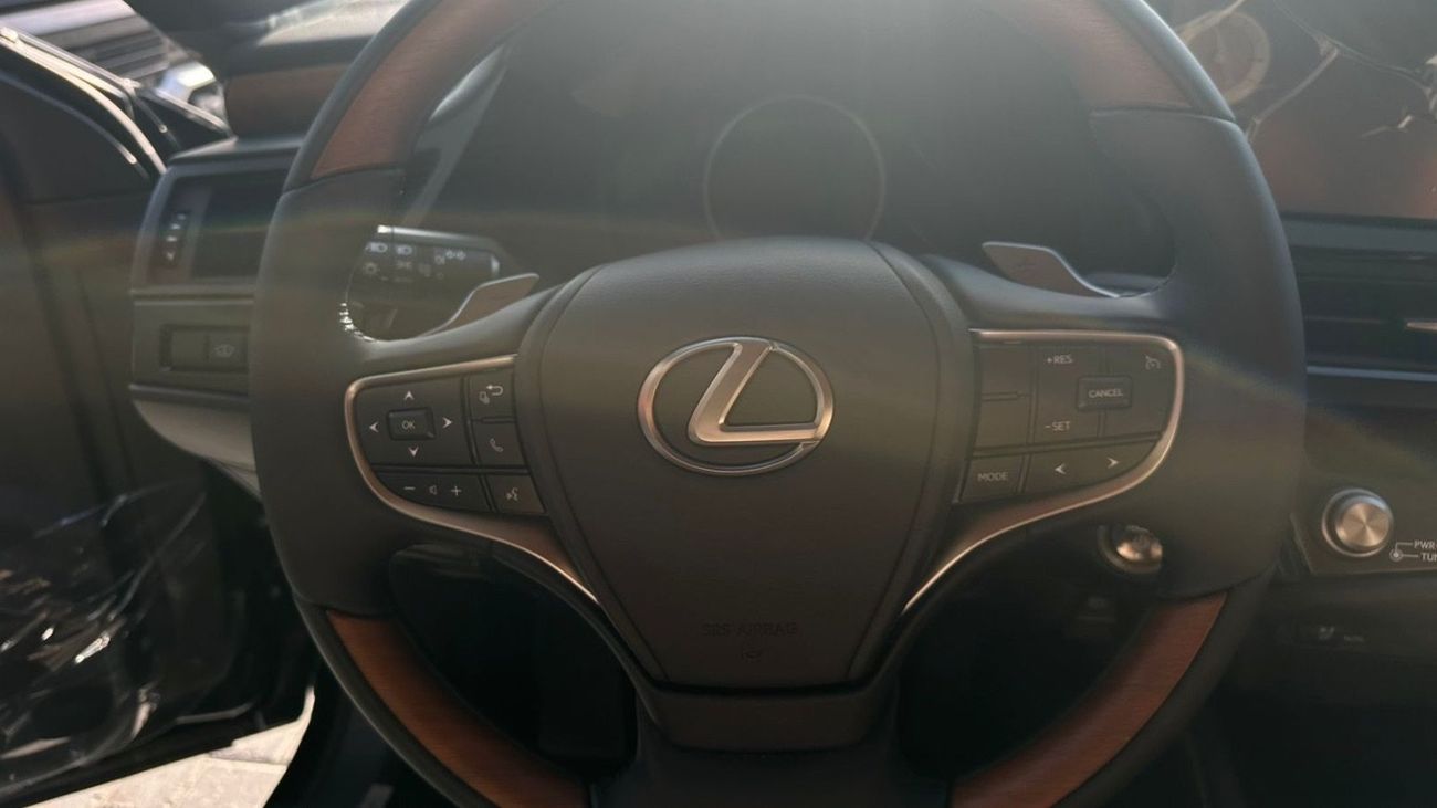 لكزس ES300h HYBRID