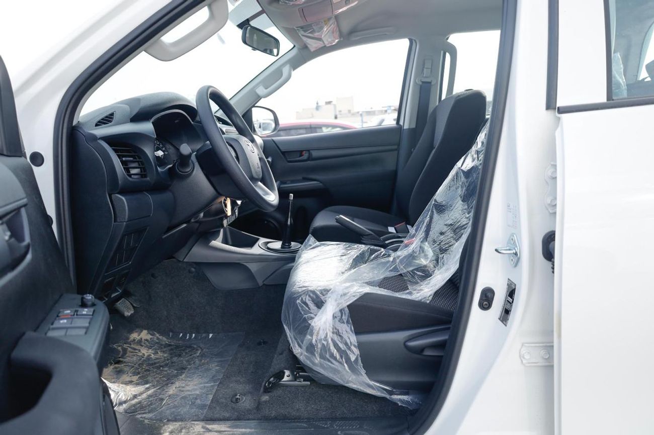 تويوتا هيلوكس TOYOTA HILUX 2.4L DIESEL4X4 DOUBLE CAB COUNTRY MANUAL