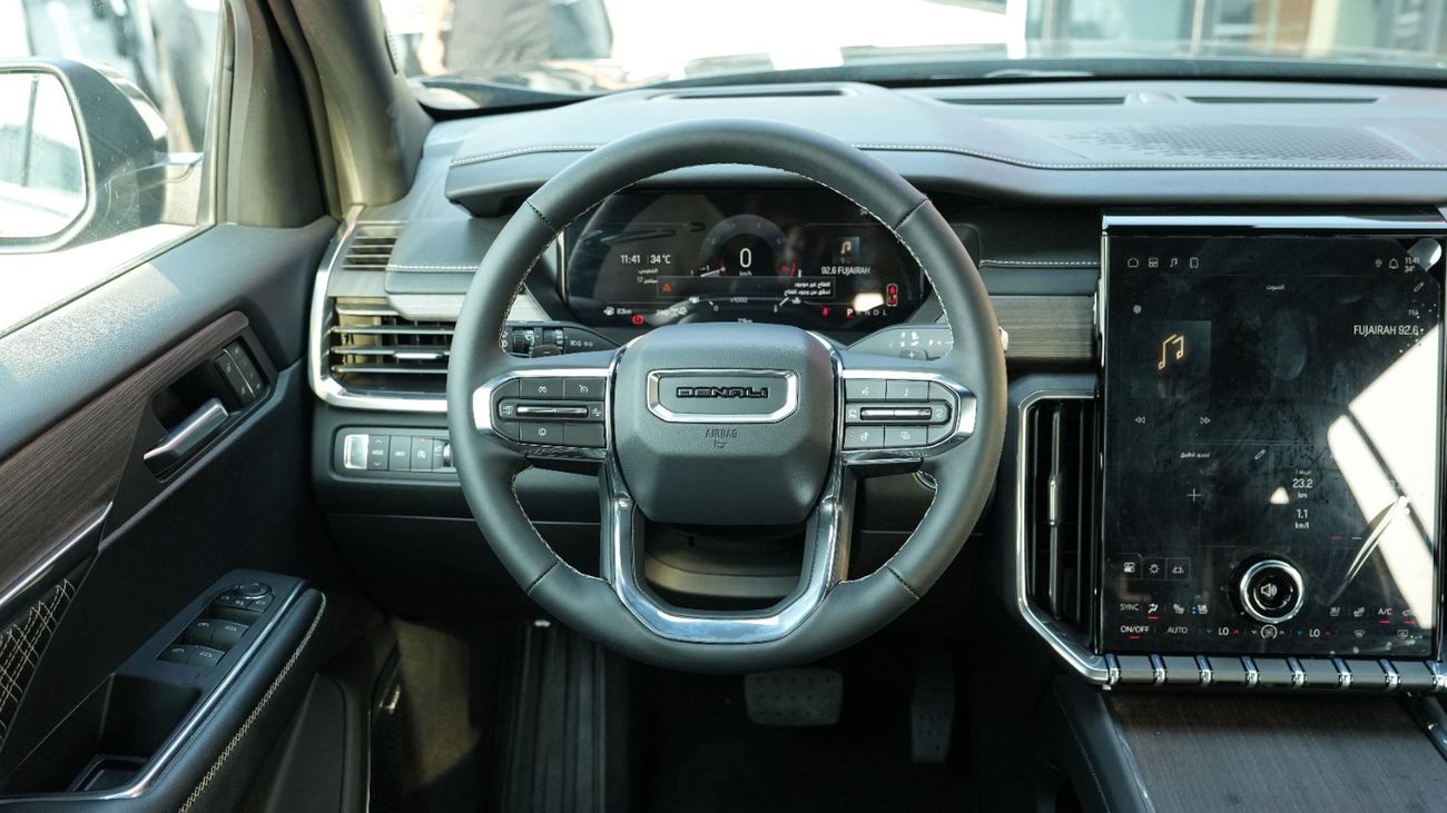 GMC Acadia DENALI