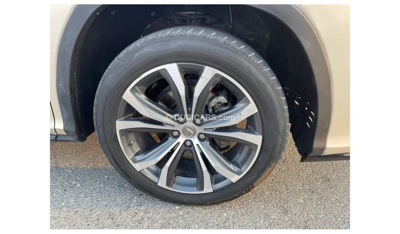 لكزس RX 350 بلاتينوم لكزس ار اكس 350 2018 بحاله ممتازه جدا