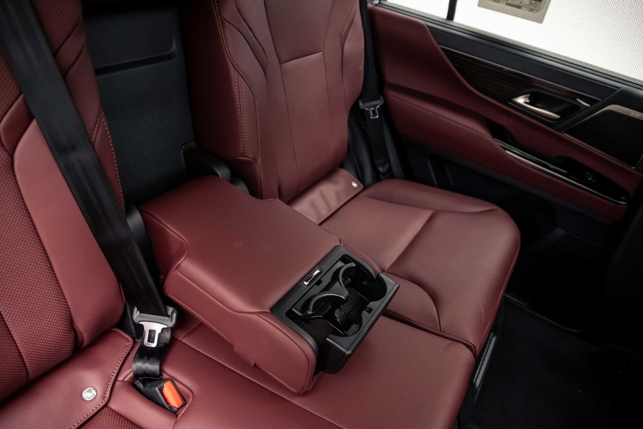 لكزس LX 500 D 3.3L Diesel - Sonic Quartz Inside Crimson | Export Only