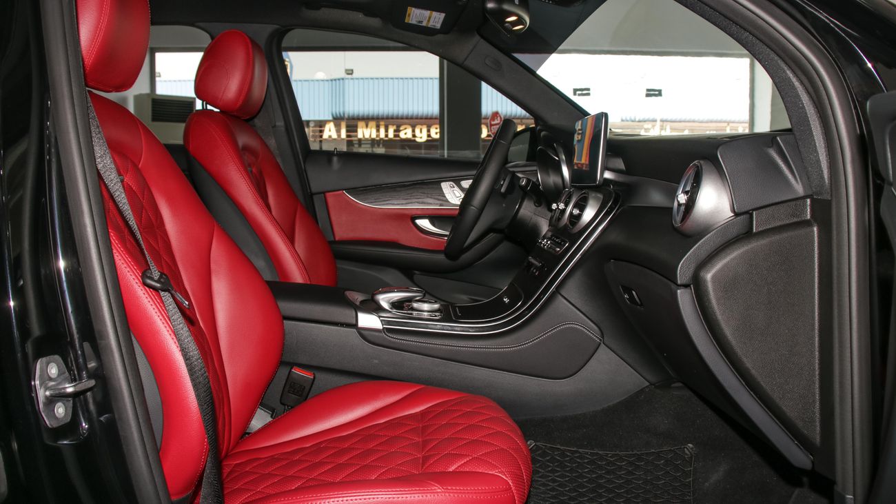 Mercedes-Benz GLC 300 AMG