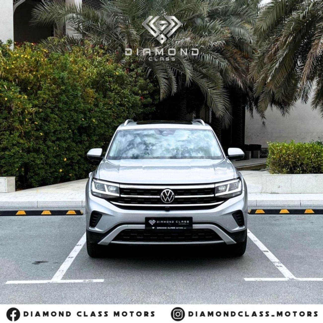 Volkswagen Teramont Highline 3.6L Volkswagen Teramont Highline  3.6L AWD Panoramic  Full Option   GCC    Under Agency Wa