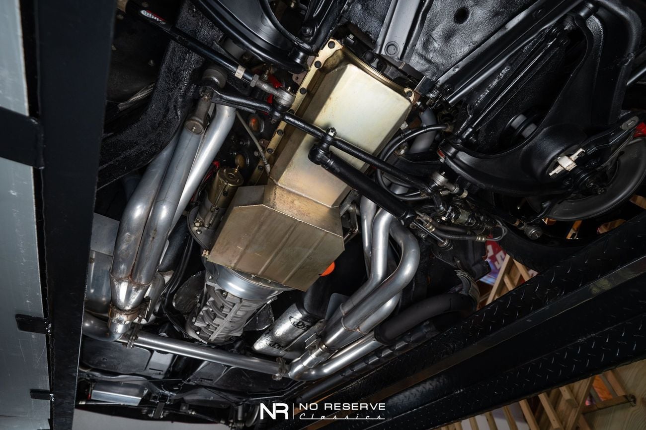 شيفروليه كورفت ZZ502 6 Speed Widebody Restomod