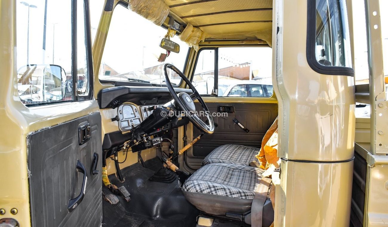 Toyota Land Cruiser Pick Up