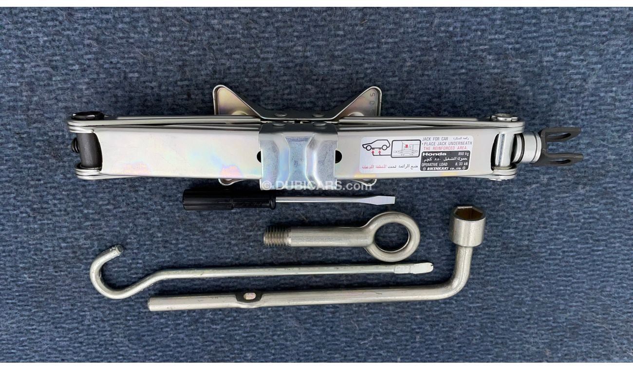 هوندا سيفيك DX 1.6 | بدون دفعة مقدمة | اختبار قيادة مجاني للمنزل