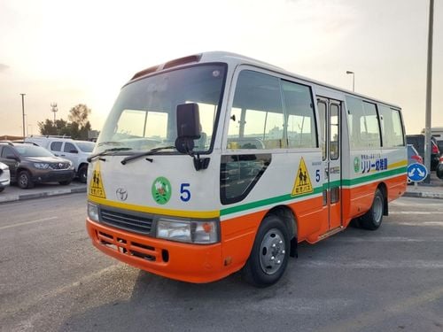 Toyota Coaster TOYOTA COASTER BUS RHD 2006 MODEL 4.0 L DIESEL AUTOMATIC(PM50981)