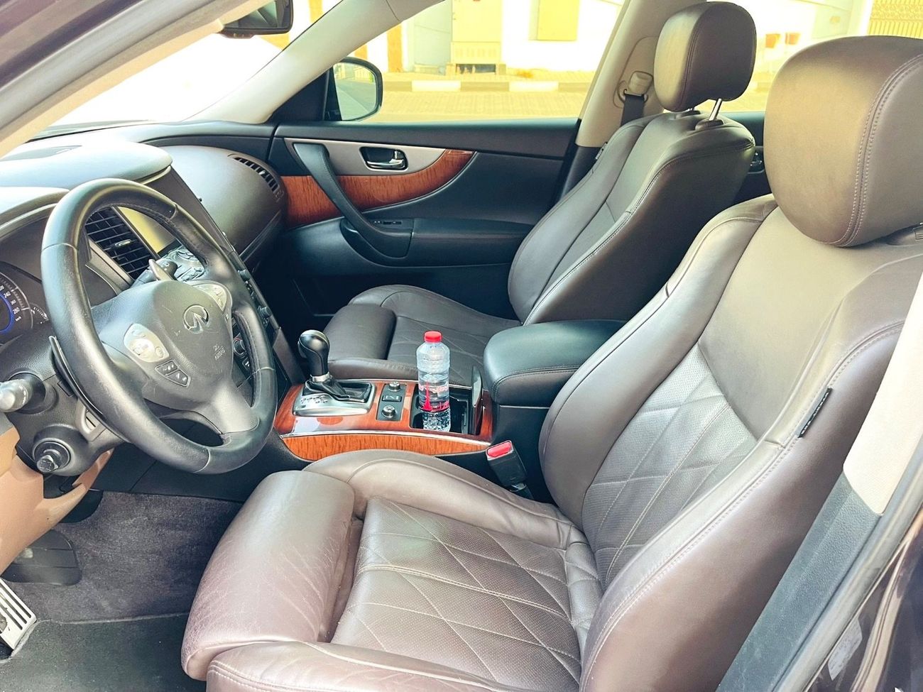 إنفينيتي QX70