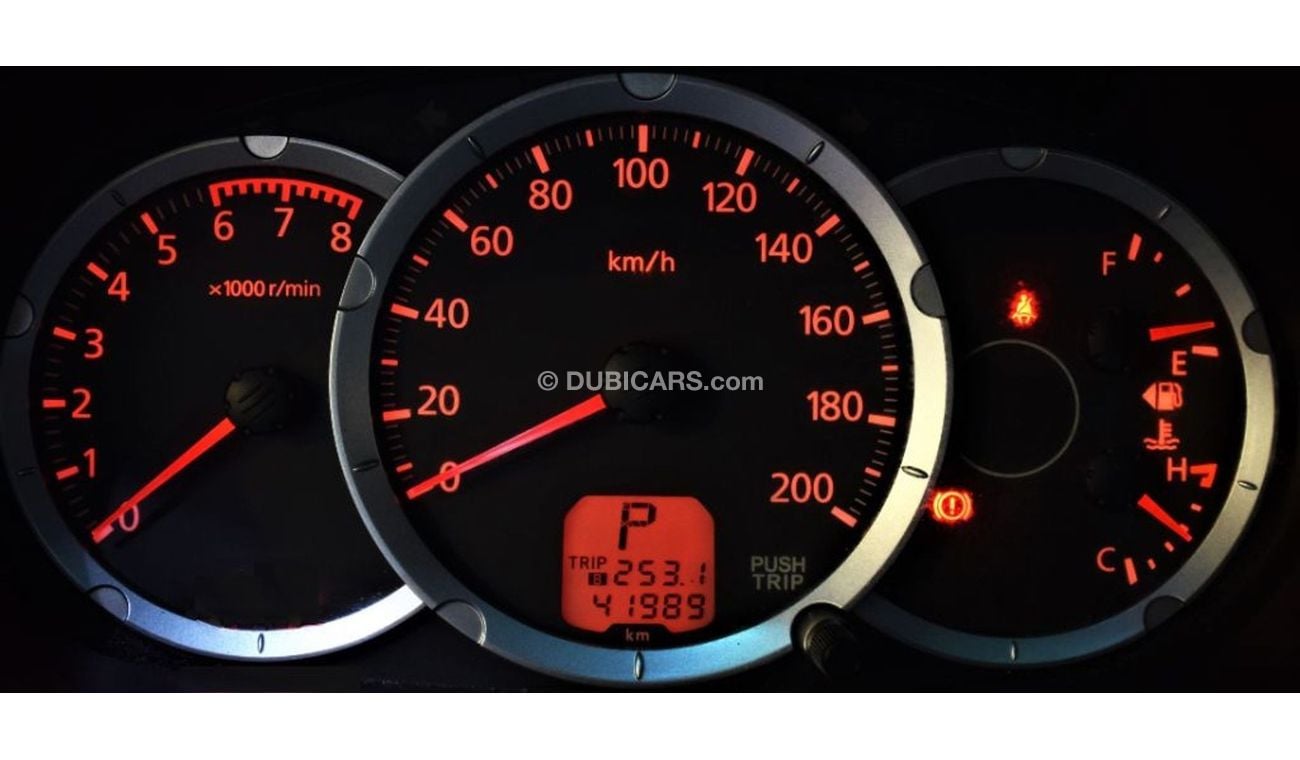 ميتسوبيشي L200 Sportero 2015 Model! In White Color Pickup! GCC Specs ONLY 41000 KM!