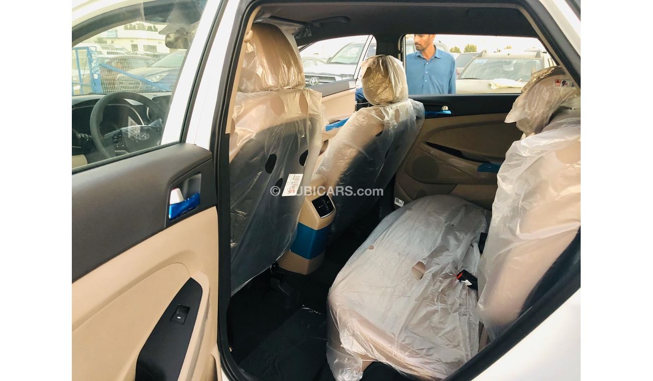 Hyundai Tucson 2.0L, PUSH/START, ALLOY RIMS 18'', 2-POWER SEATS, WIRELESS CHARGER,GLOVES COOL BOX, CODE-HTIF3