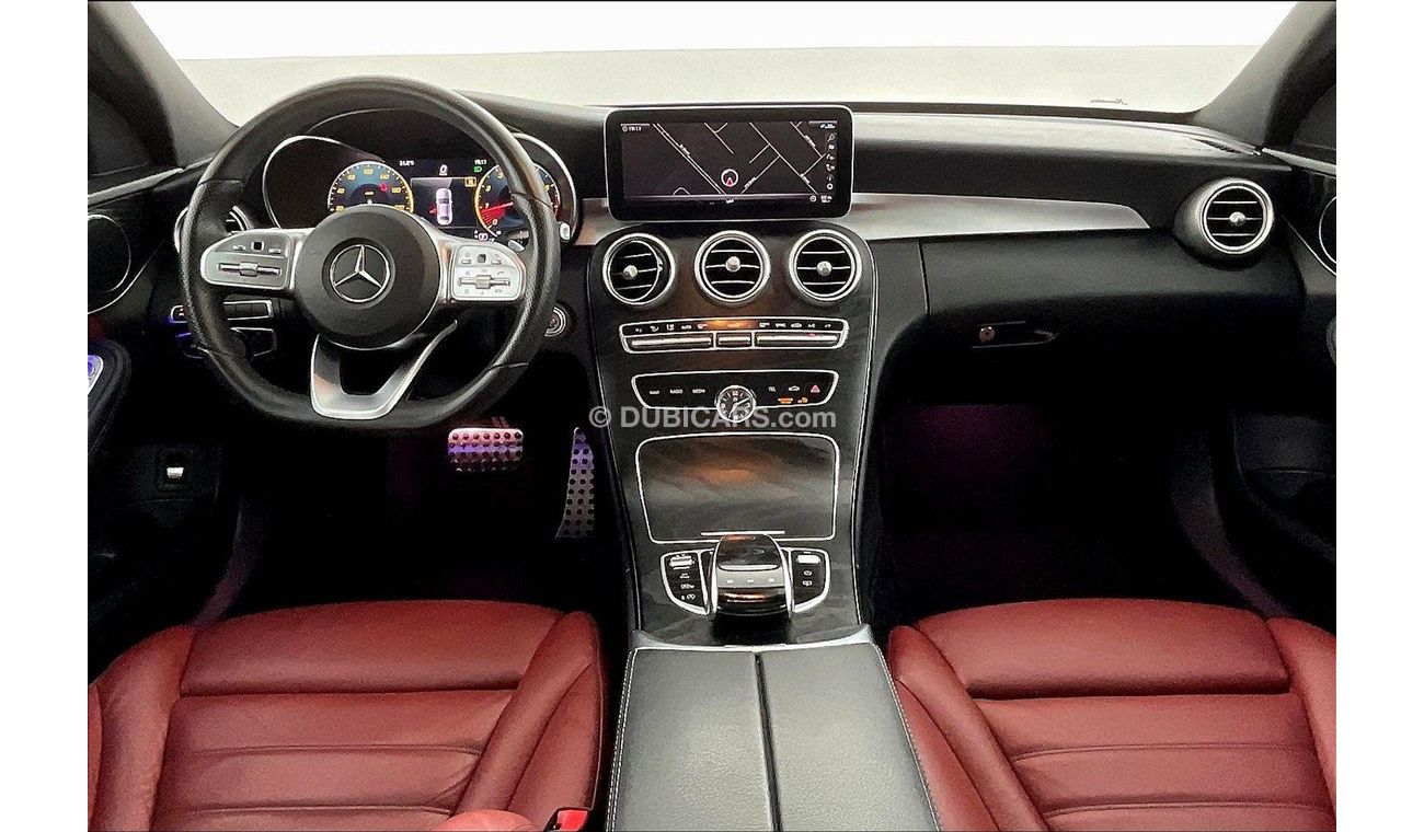 Mercedes-Benz C 200 Premium (AMG Line)