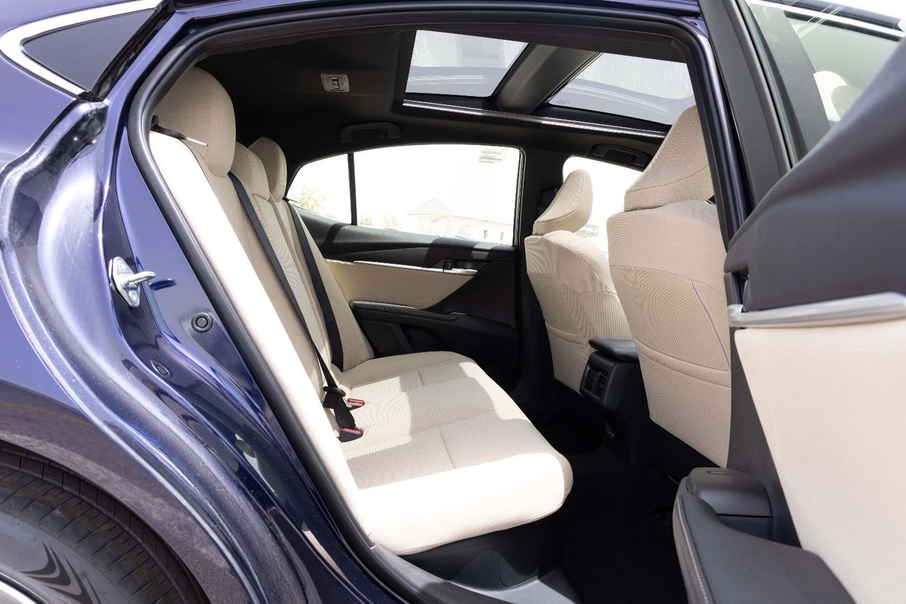 Toyota Camry Toyota Camry LE 2.5L Hybrid, Panorama - 2025 (Export)