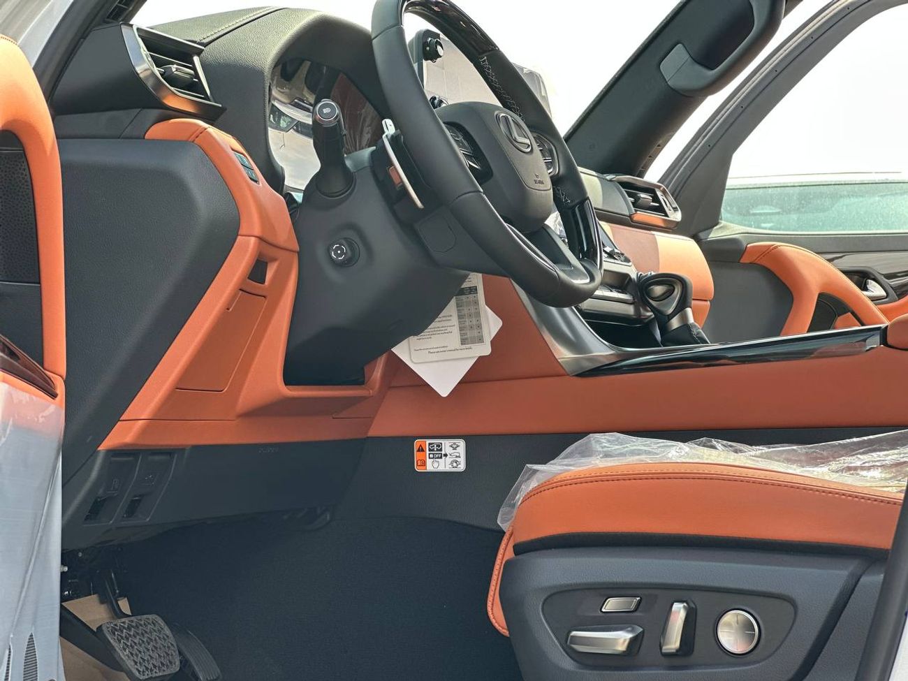 Lexus LX 600 VIP 3.5L PTR A/T // 2026 // Full With VIP Seats , Radar & Head Up Display , 360 Camera // Special Of