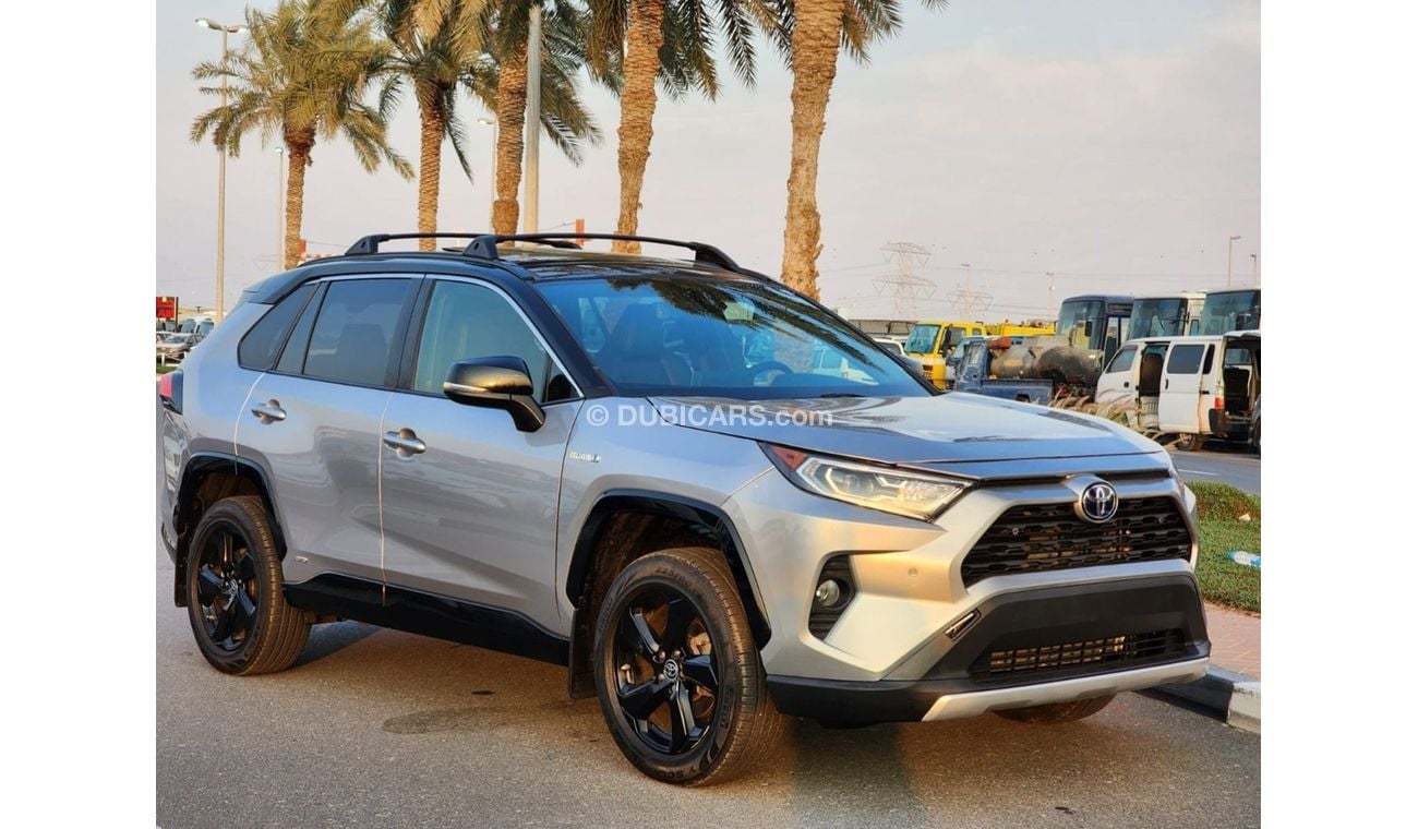 تويوتا راف ٤ TOYOTA RAV4 XLE FULL PANORAMA HYBRID 2019