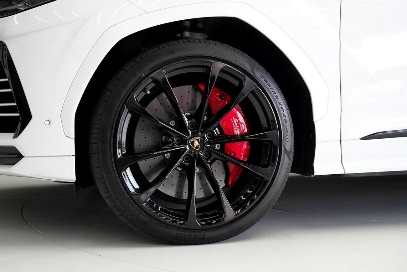 لامبورغيني اوروس STD 4.0T V8