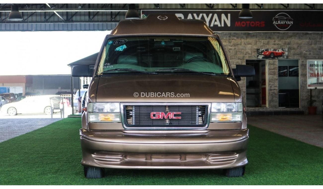 GMC Safari Van