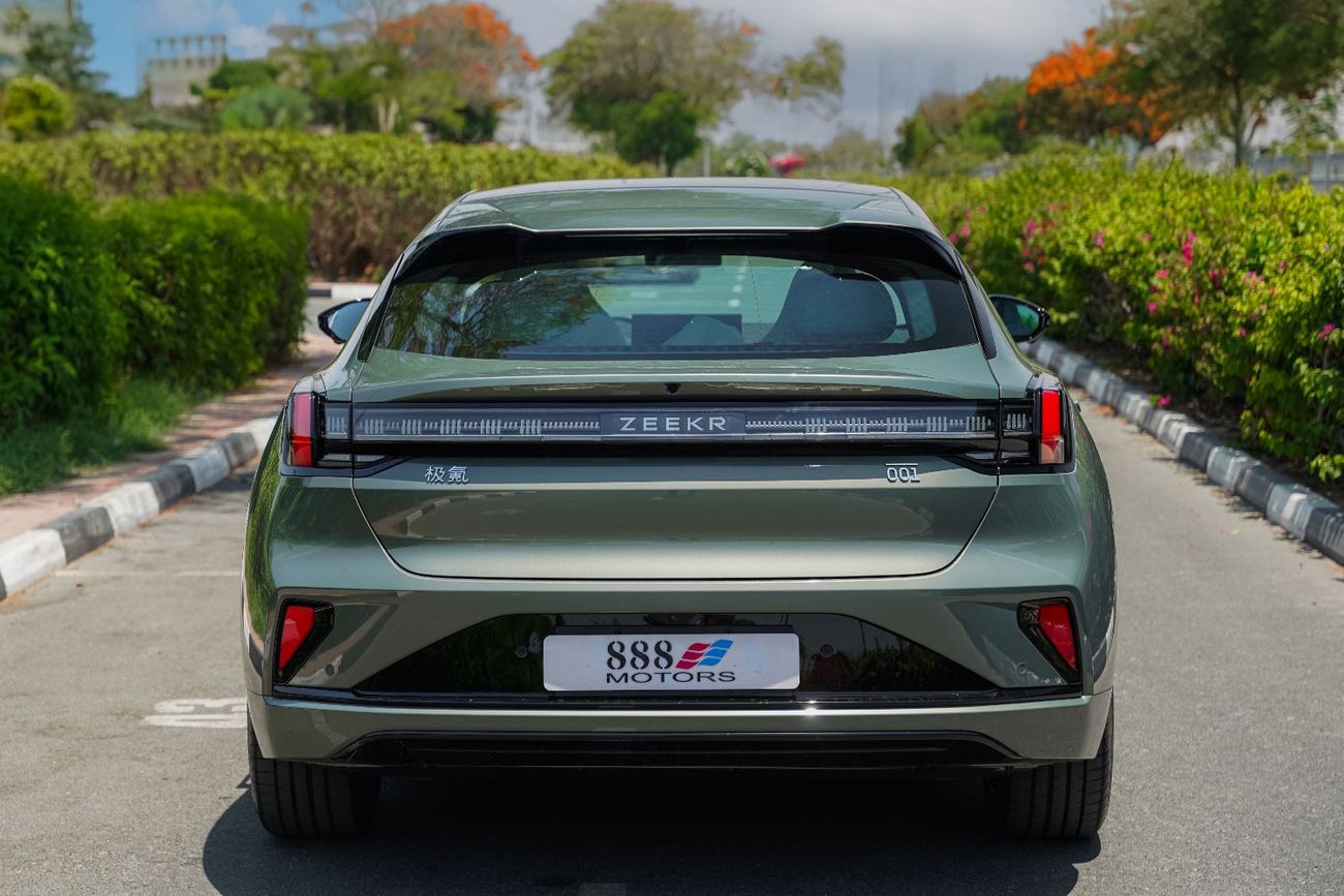 زيكر 001 2025 ZEEKR 001 Single-Motors 100 kw/h Long Rang RWD Green 0Km