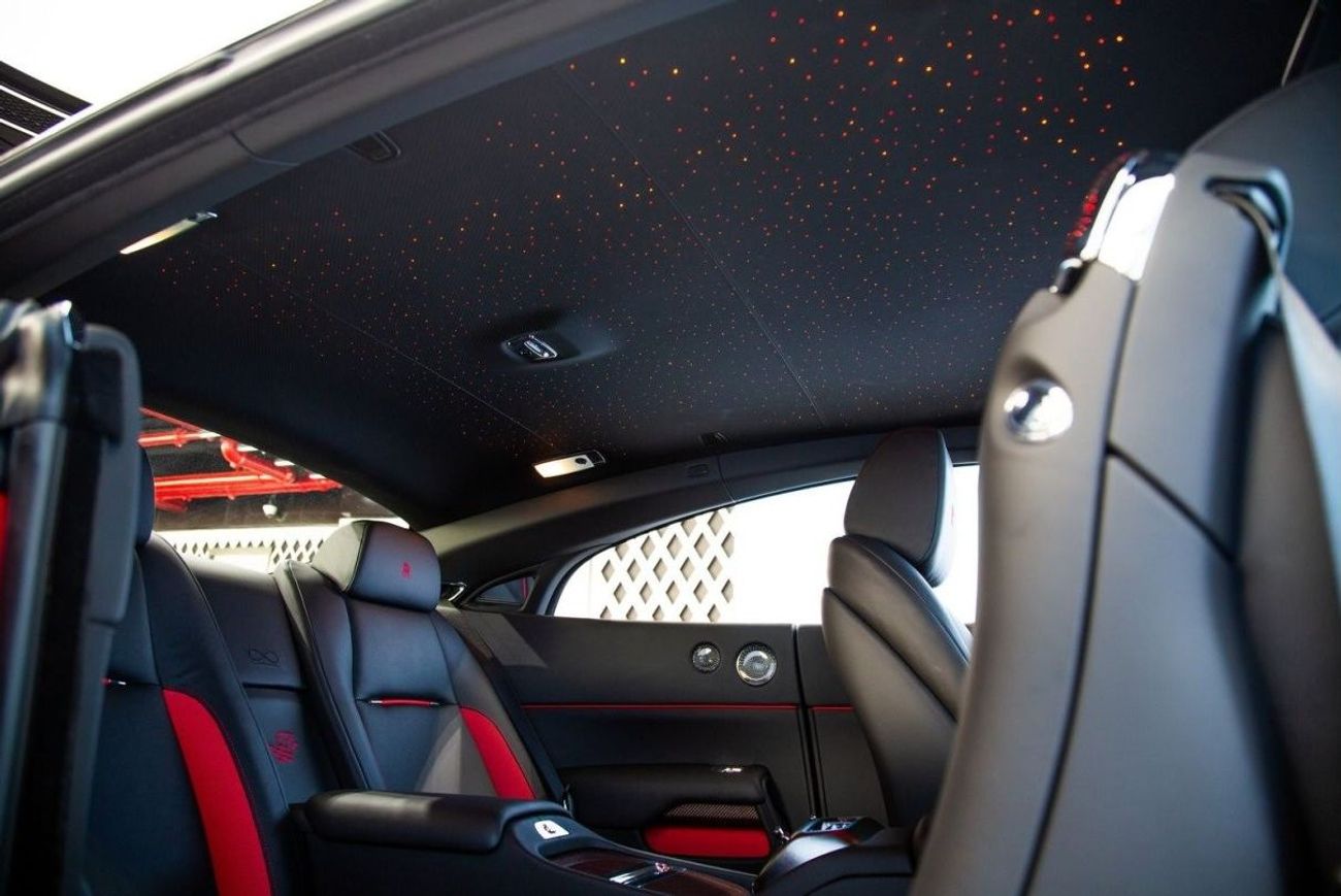 رولز رويس واريث بلاك بادج