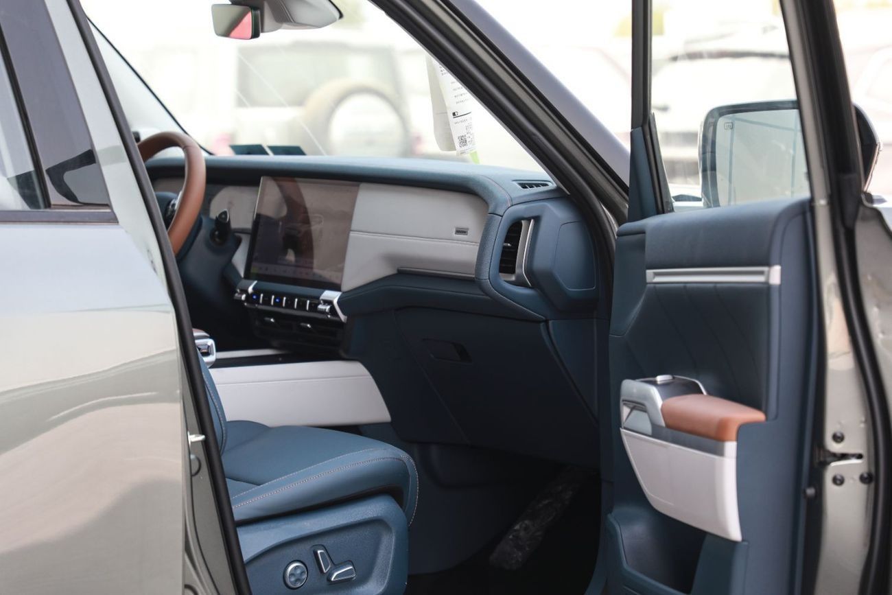 تشنجان ديبال جي 318 2024 Changan Deepal G318 Air Suspension - Plug-in Hybrid - Green inside Blue | Export Price