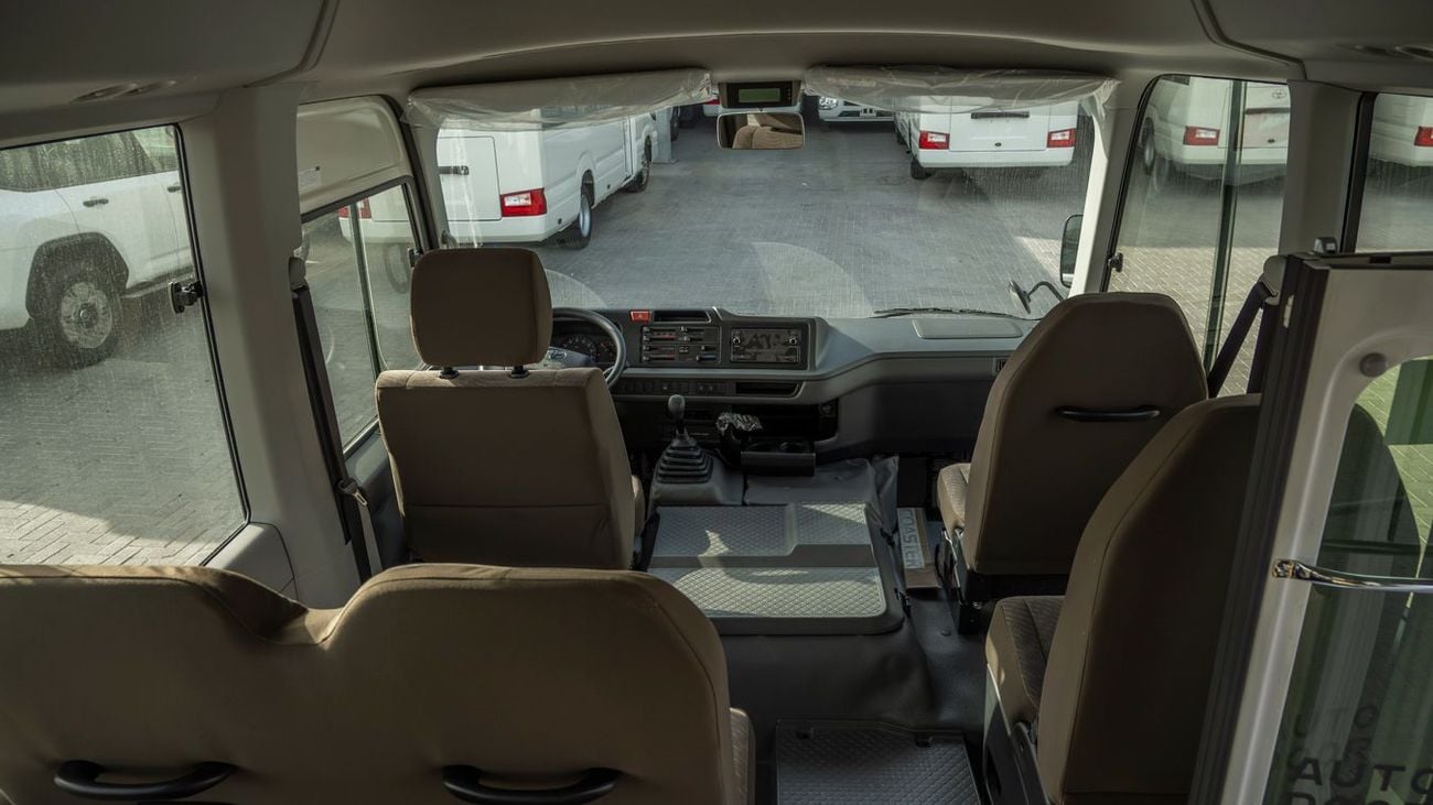 Toyota Coaster TOYOTA COASTER 4.0 DSL MT 23 SEATS -2025YM