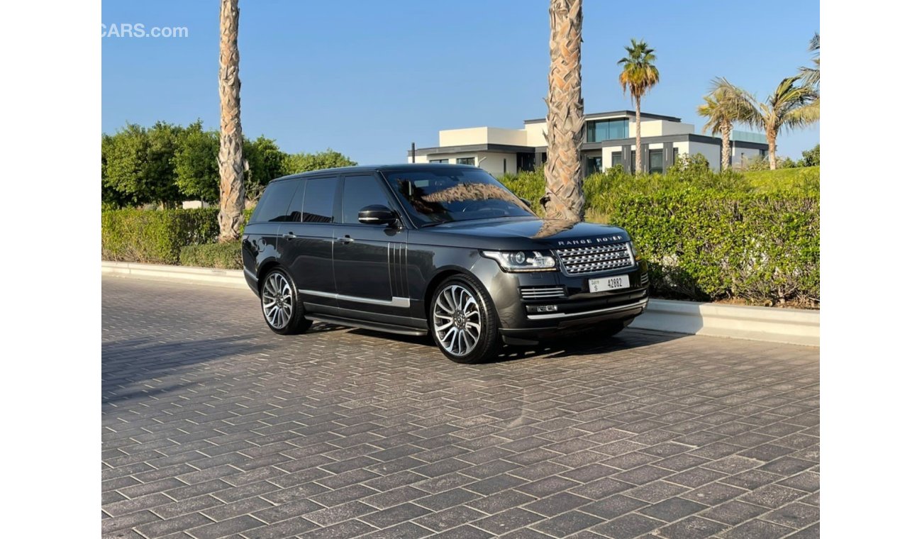 Land Rover Range Rover Vogue SE Supercharged GCC SE 2016. 65000kms