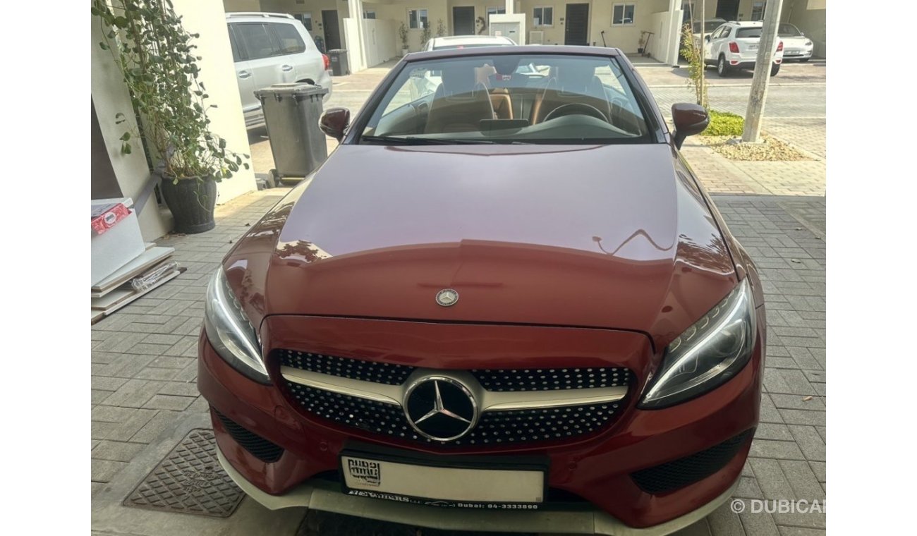 Mercedes-Benz C 300 Coupe Red Convertible in good condition