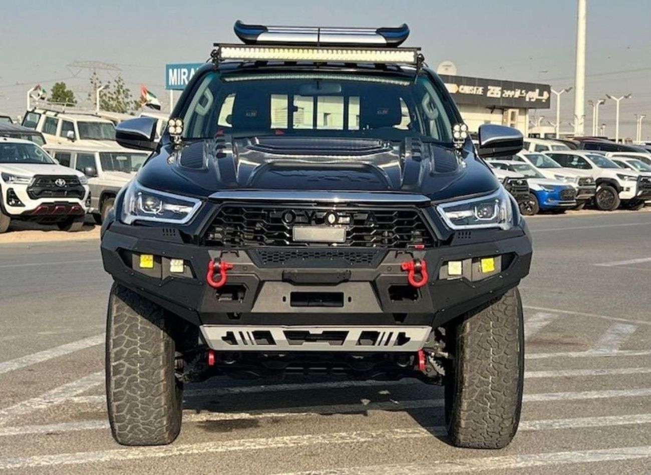 تويوتا هيلوكس Toyota Hilux pickup 2019 facelifted 2023 V4 2.8 Diesel Automatic left hand drive