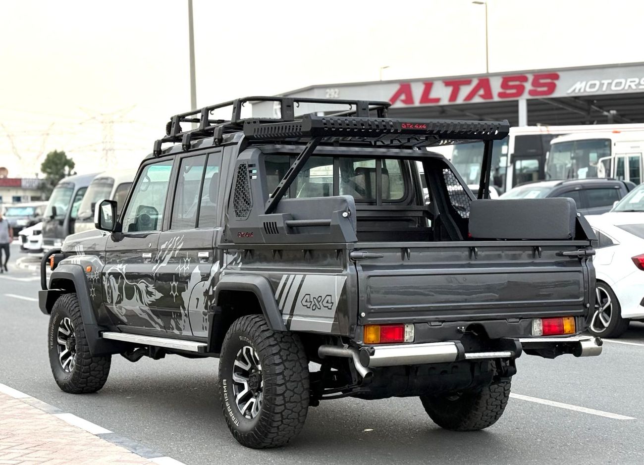 Toyota Land Cruiser Toyota landcruise pickup 2018Model Modified 2024Diesel engine 4.5 1VD colour Grey Transmission Manua