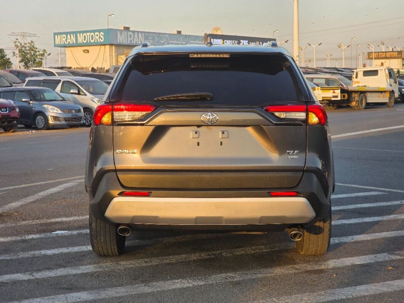 تويوتا راف ٤ 2022 Model Full option 4x4 , Push button and leather seats