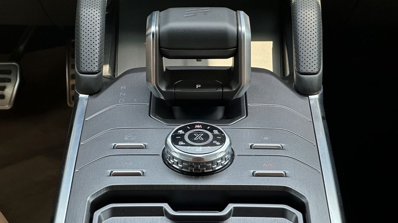 جيتور T2 Luxury 2024 GCC 2.0L Turbo 4 Cylinders Warranty