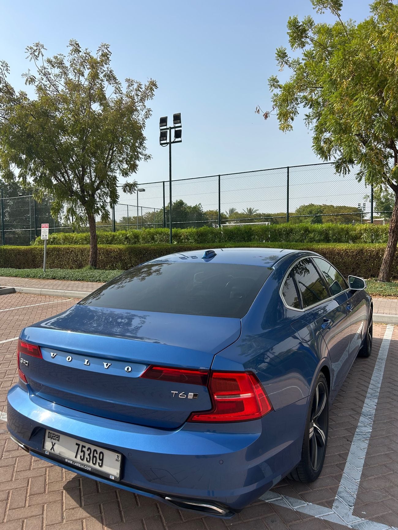 Volvo S90 R DESIGN
