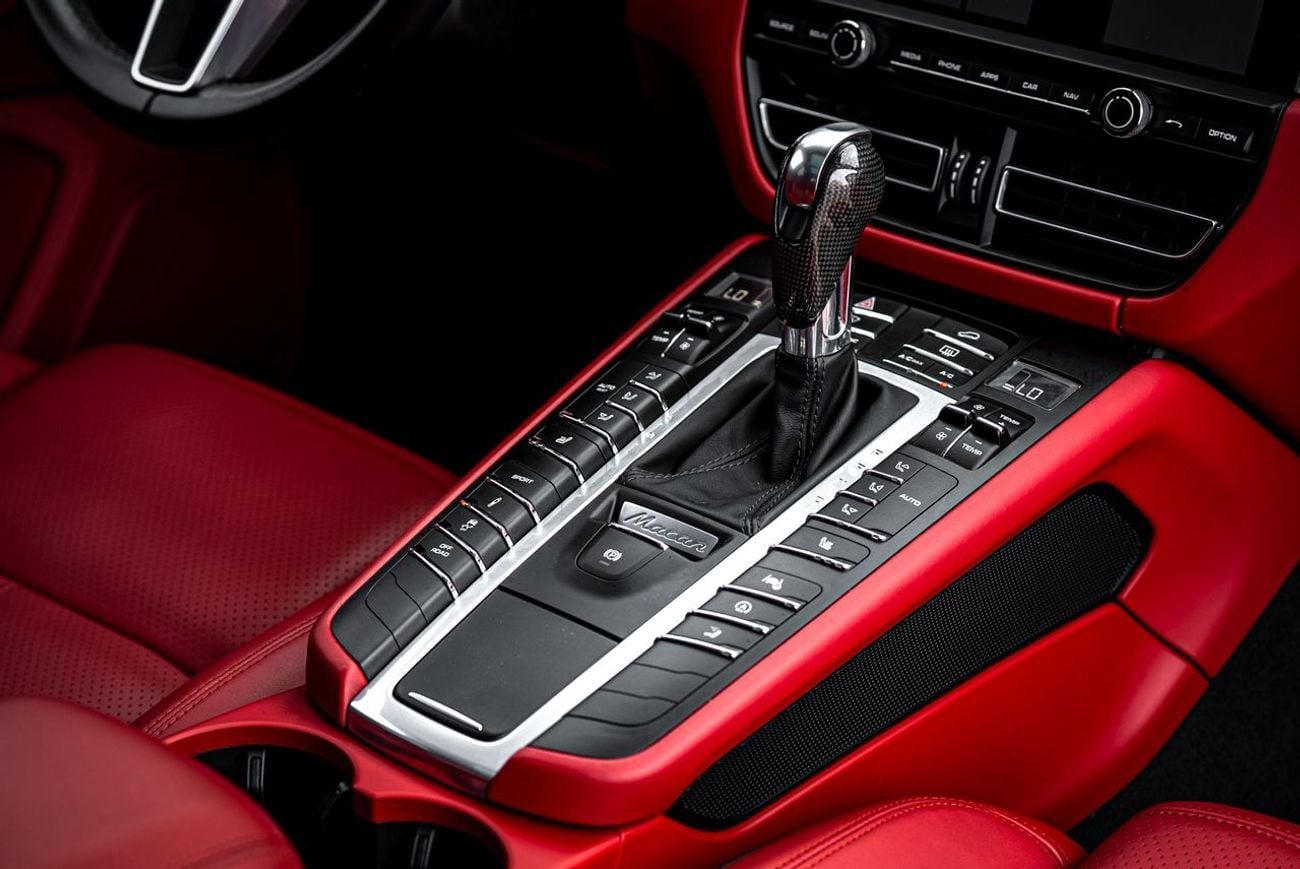 بورش ماكان Std 2.0L - sport chrono package