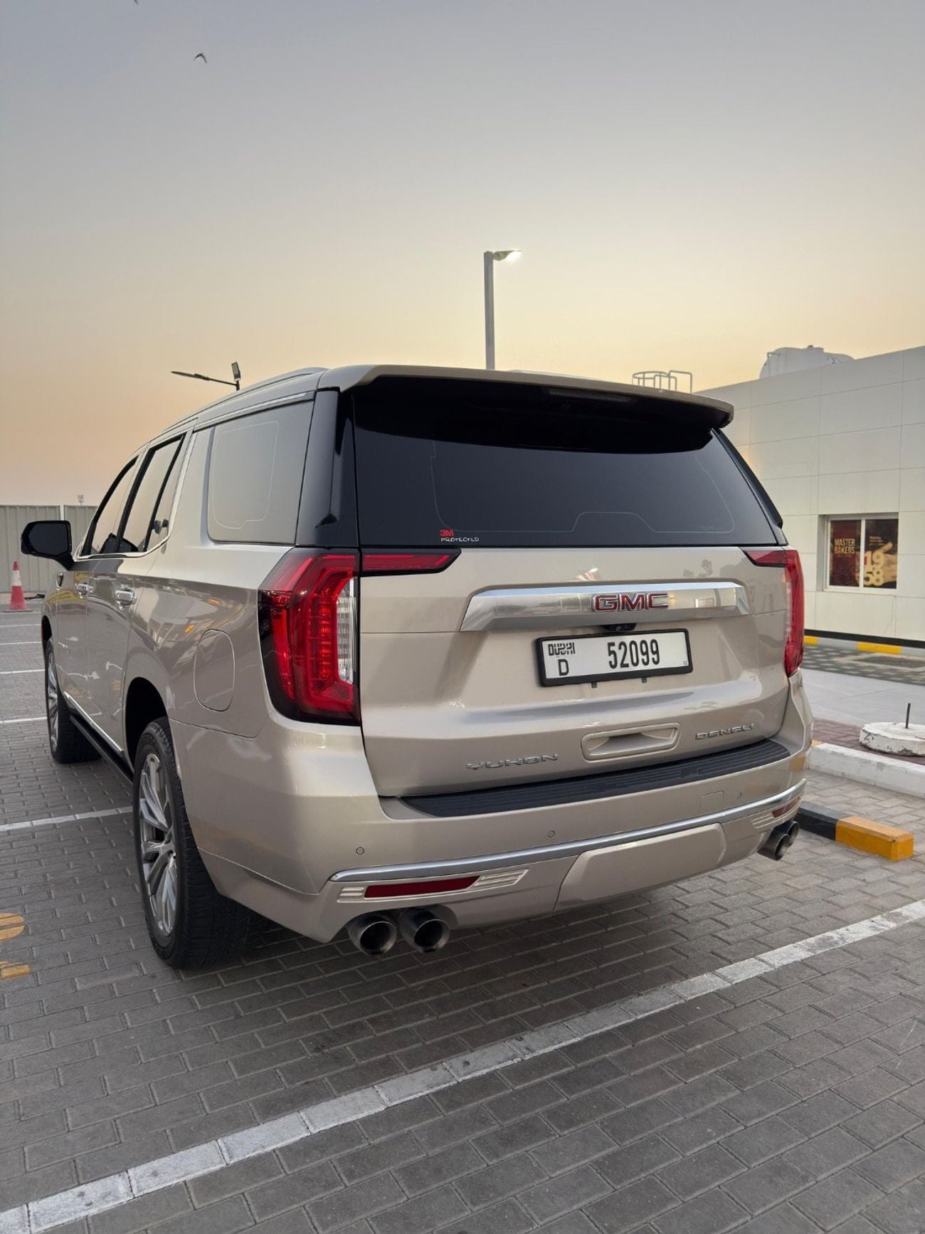 GMC Yukon DENALI