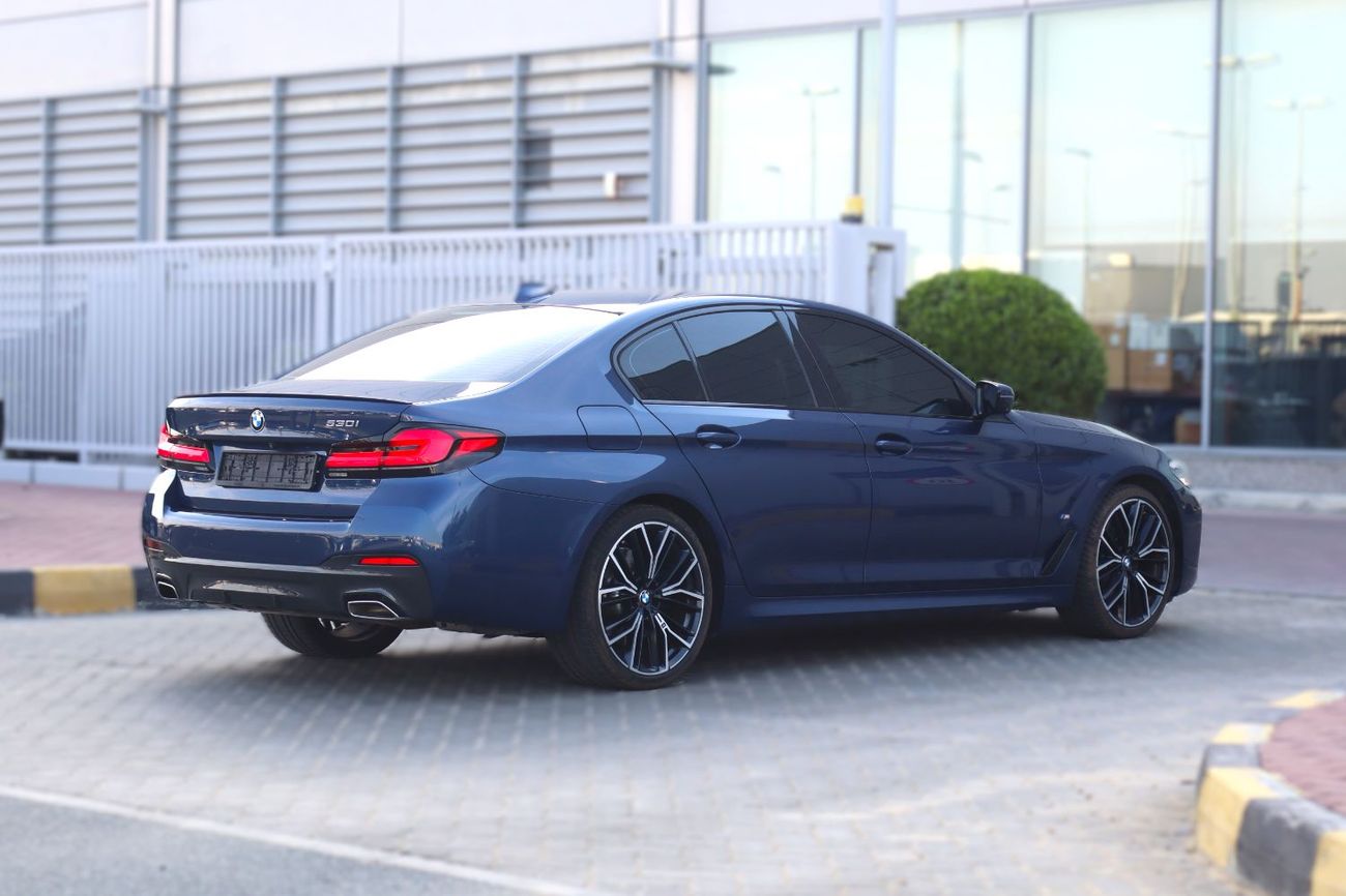 BMW 530i Luxury M Sport Package 2.0L