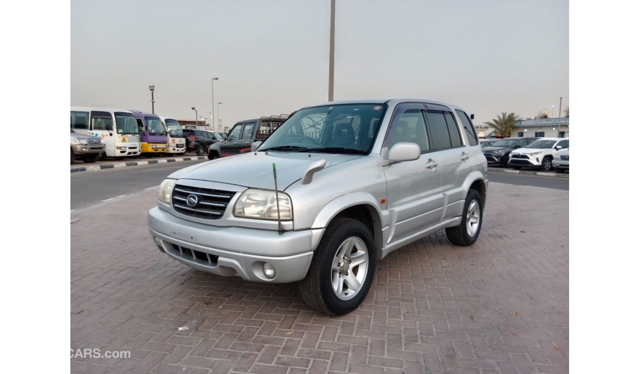 سوزوكي إيسكودو SUZUKI ESCUDO RIGHT HAND DRIVE (PM1594)