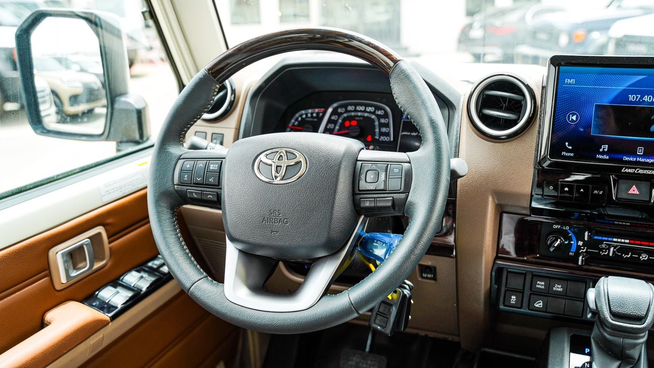 Toyota Land Cruiser Pick Up