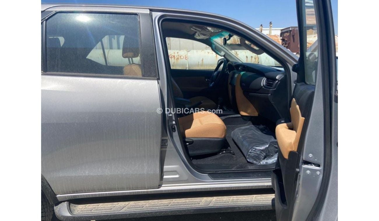 Toyota Fortuner TOYOTA FORTUNER 2.4L DSL 4/4 .. 2023