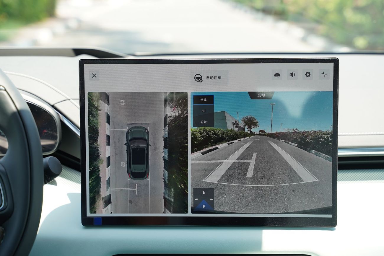 زيكر 001 2025 ZEEKR 001 Single-Motors 100 kw/h Long Rang RWD Green 0Km