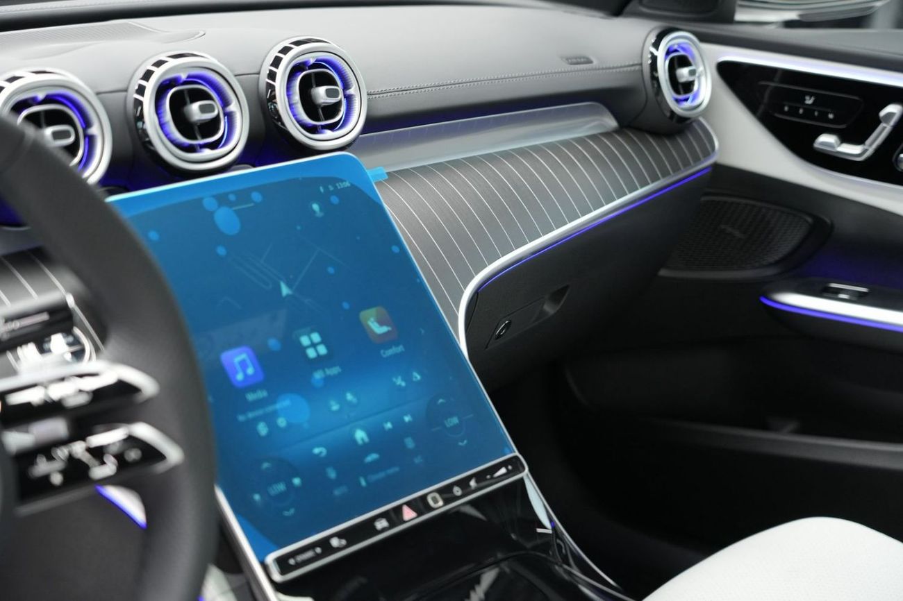 مرسيدس بنز C 200 Mercedes-Benz C 200 | 2026 GCC 0km | Agency Warranty | AMG Package