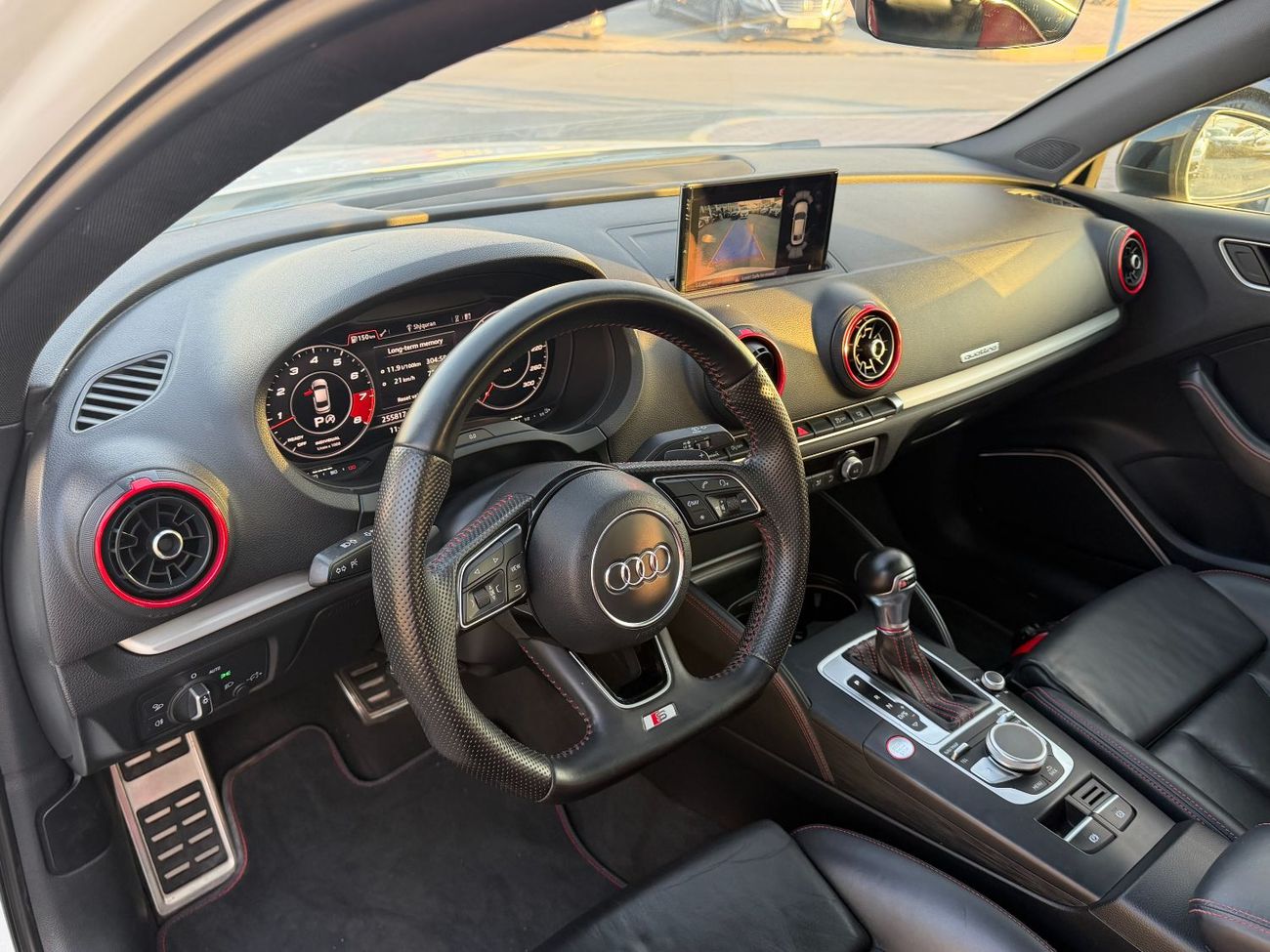 Audi S3 TFSI quattro 2.0L