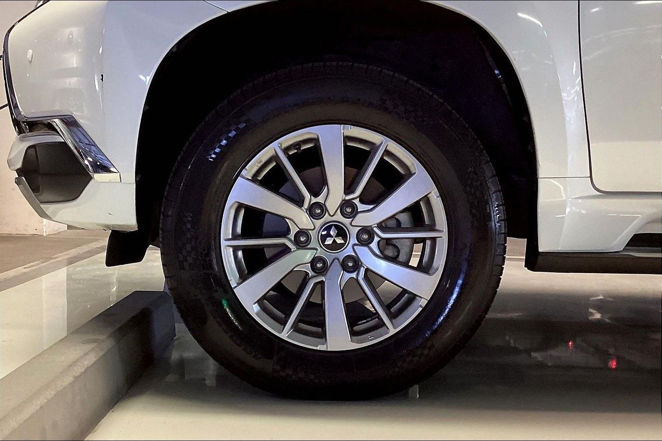 Mitsubishi Montero Sport GLS Mid | Guaranteed Warranty | 0 Down Payment