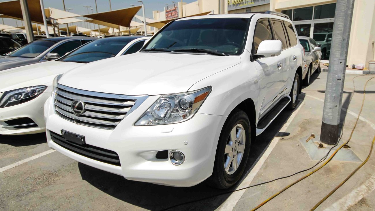 Lexus LX570