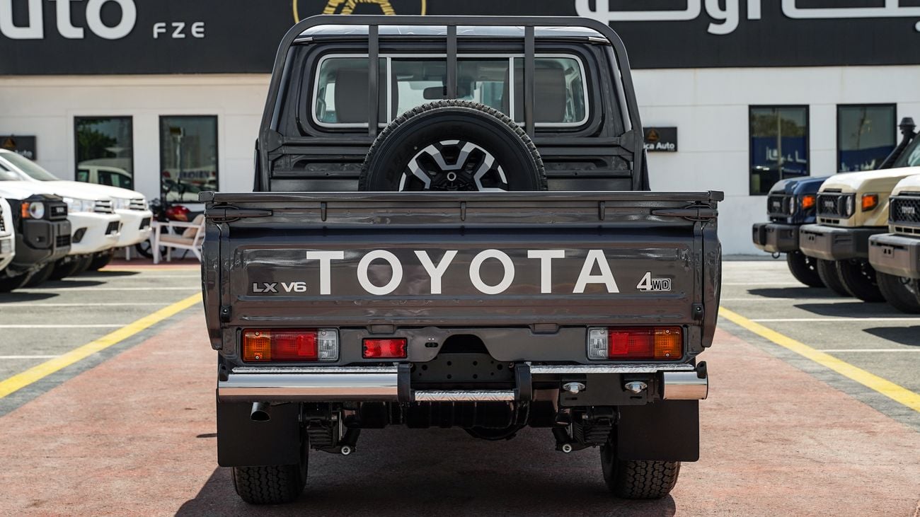 تويوتا لاند كروزر بيك آب