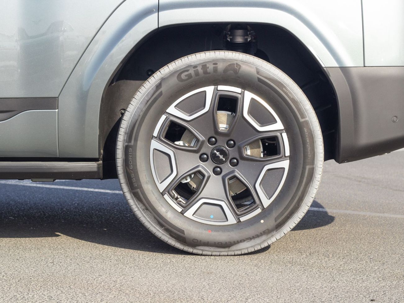 BYD Leopard Titanium 7 EXPORT PRICE - BYD Leopard Titanium 7 135KM DM-i 2WD PRO EDITION