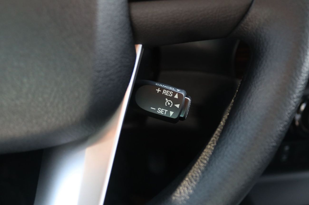 Toyota Hilux 2025 TOYOTA HILUX 4.0 V6 TRD LINE **EXPORT ONLY**التصدير فقط خارج الخليج**