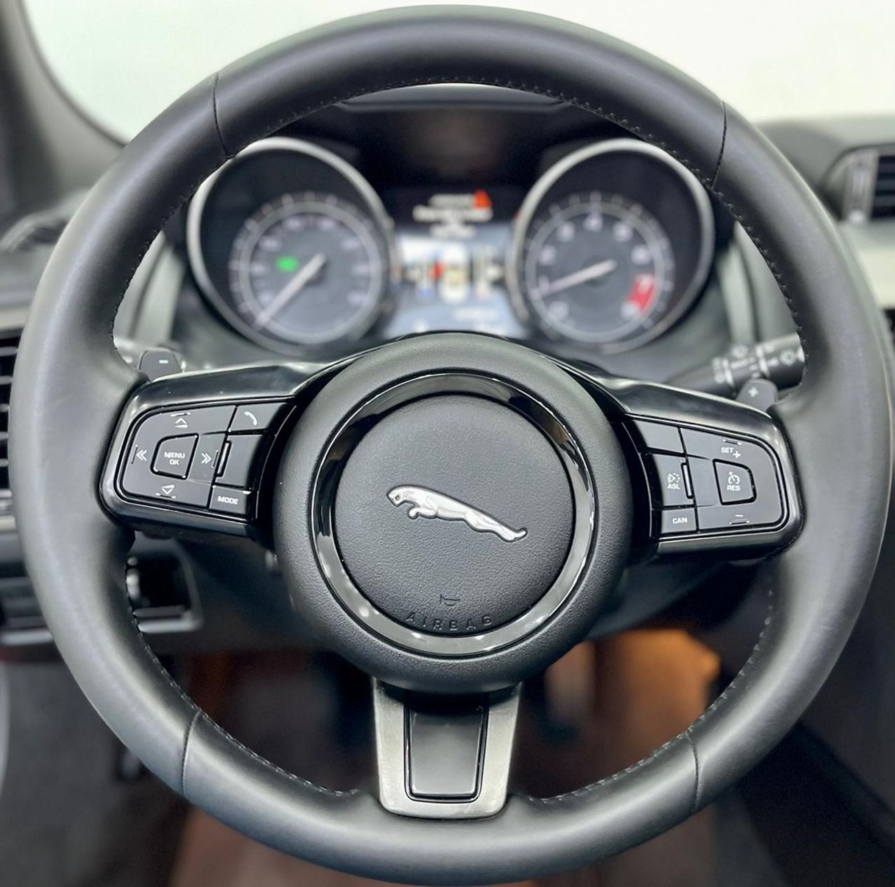 Jaguar F Type Std 2014 Jaguar F-Type Convertible, Full Service History, Low Kms, GCC