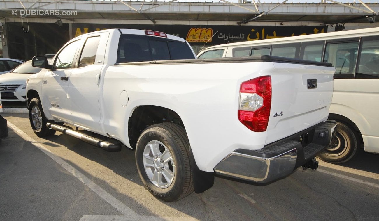 Toyota Tundra SR5 5.7L